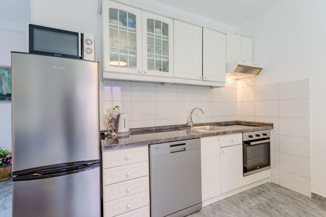 Villa Dinka Sutivan Εξωτερικό φωτογραφία
