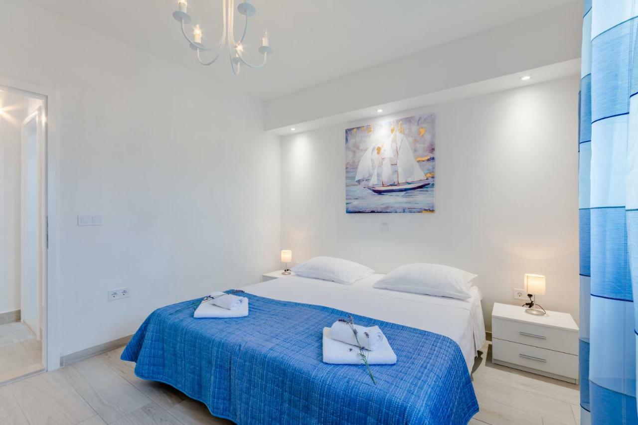 Villa Dinka Sutivan Εξωτερικό φωτογραφία